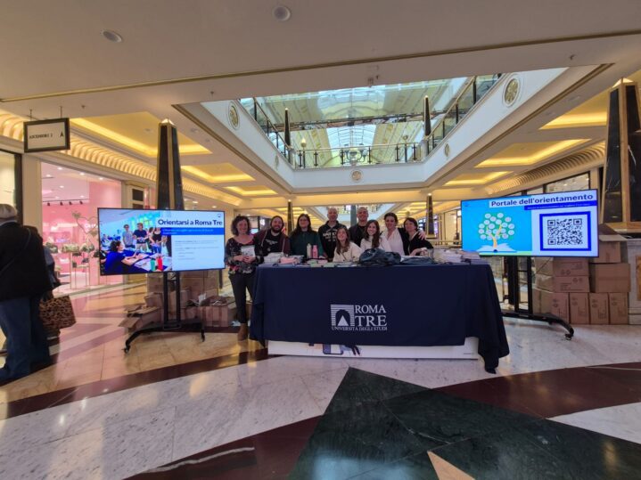 stand centro commerciale Euroma 2